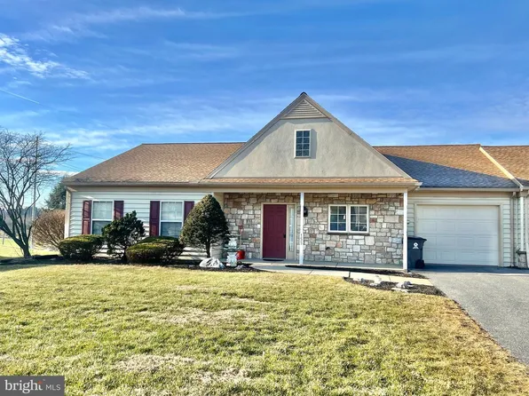 155 Hearthstone Ln #U-0004, Lebanon, PA 17042