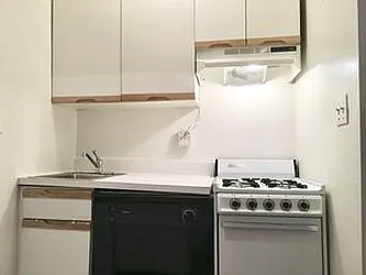 Rented by ALTER REALTY CO INC