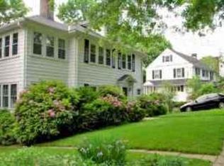 119 Beaumont Ave #2, Newtonville, MA 02460