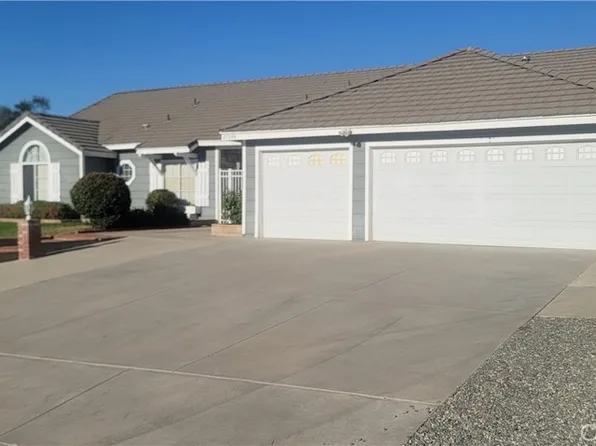 27344 Darlene Dr, Moreno Valley, CA 92555