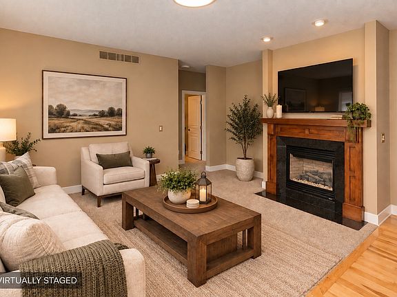 4th image of 1011 SW 5th Ct