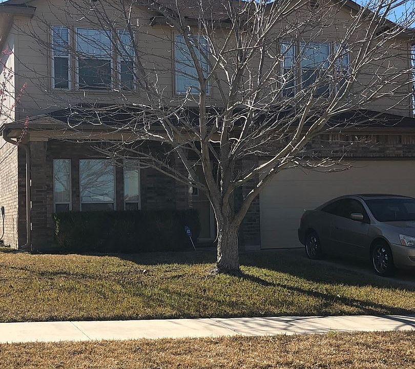 1st image of 1802 Lobrecht Ct