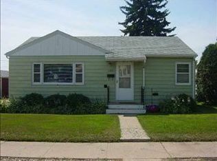 1211 University Ave W, Minot, ND 58703