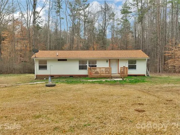 10472 Moores Chapel Rd, Charlotte, NC 28214