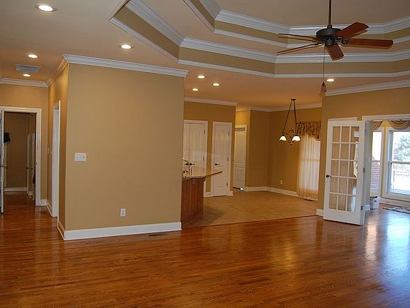 Across Great Room towards Ki