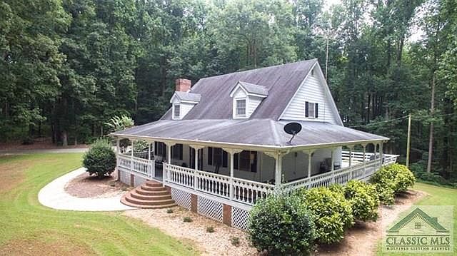 1st image of 1061 Creekside Dr