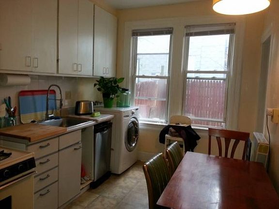 Eat In Kitchen