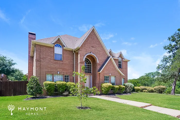 713 Belmeade Ln — Photo 3