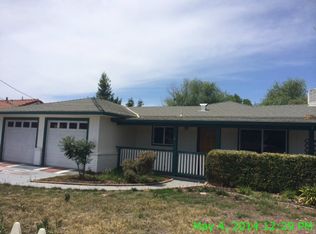 1010 El Toro Dr, Hollister, CA 95023