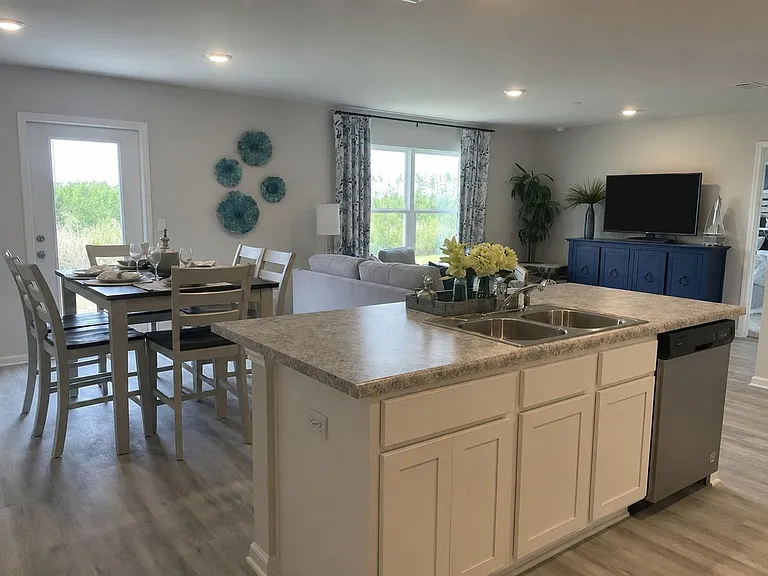 6465 Bellavia Ln — Photo 12