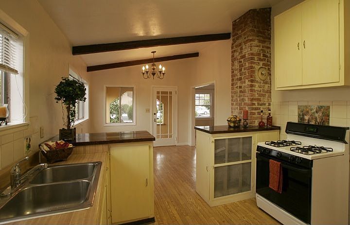 Open Kitchen-Dining Area