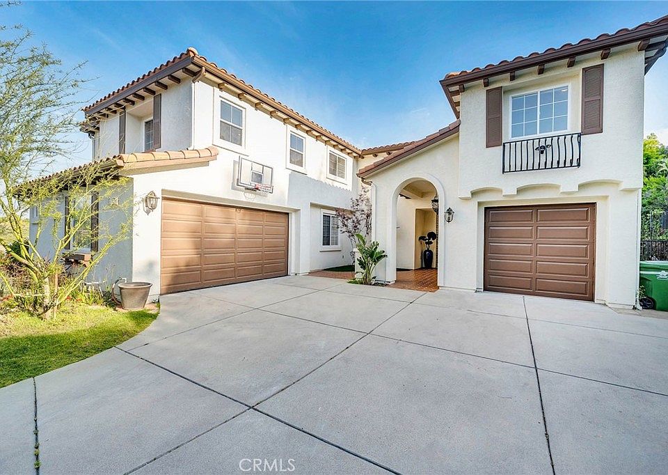 1st image of 12119 Delante Way