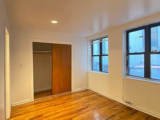 2nd image of 224 W 104th St Front 1