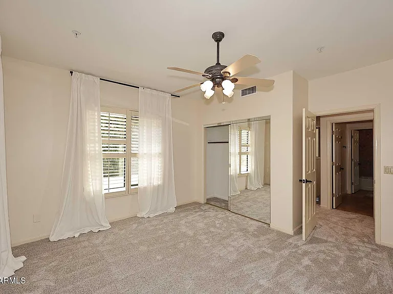 8100 E Camelback Rd #39 — Photo 23