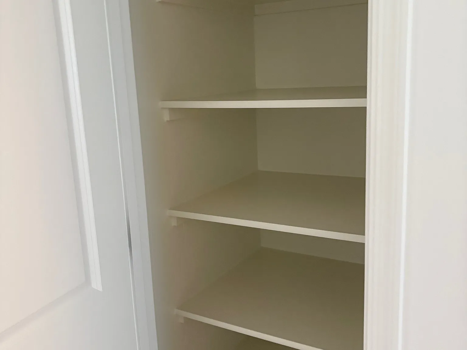 3 bed, 1888 sqft, $2,850 — Photo 4