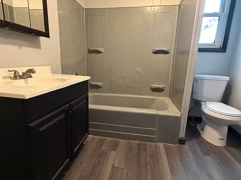 1816 Central Ave — Photo 5