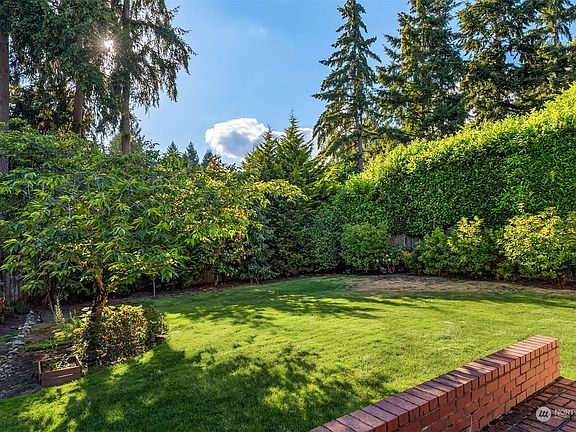 5th image of 2045 78th Avenue NE