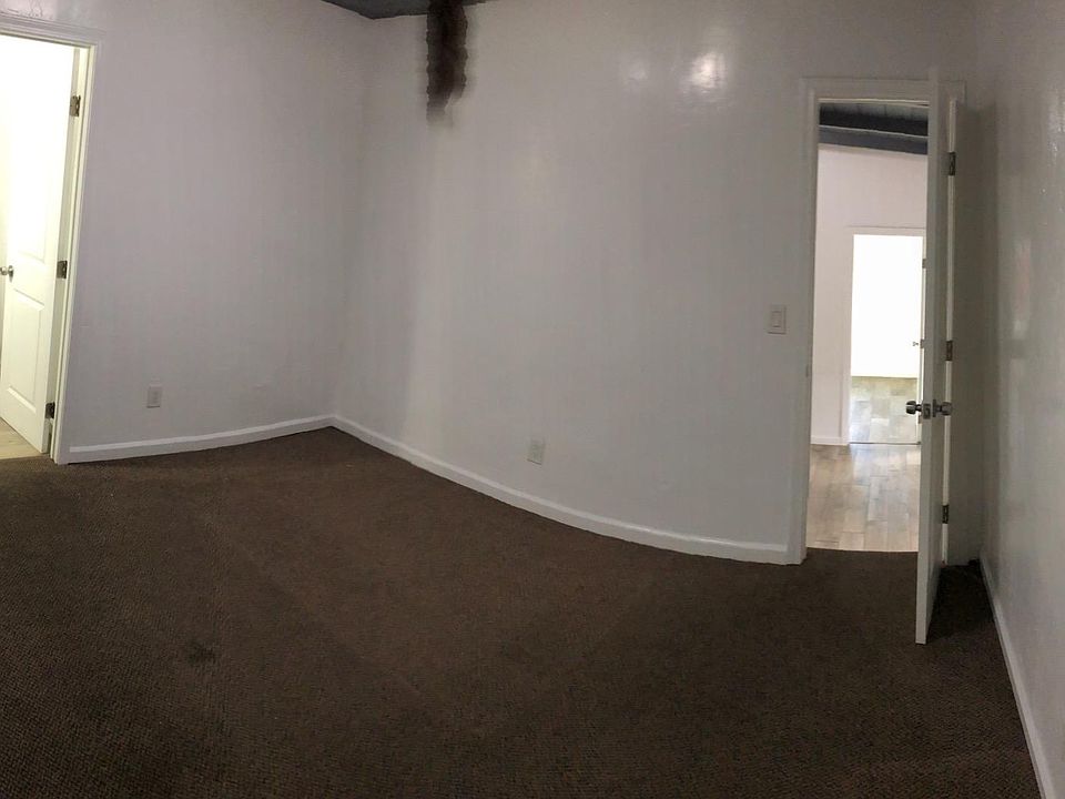 1st image of 2542 Hardy Dr