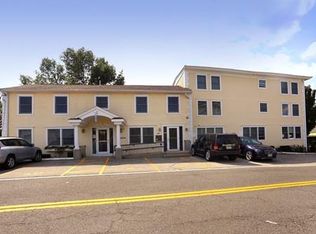 42 Friend St #B, Amesbury, MA 01913