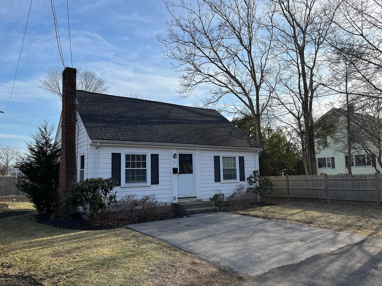 4 bed, 1260 sqft, $3,800 — Photo 1
