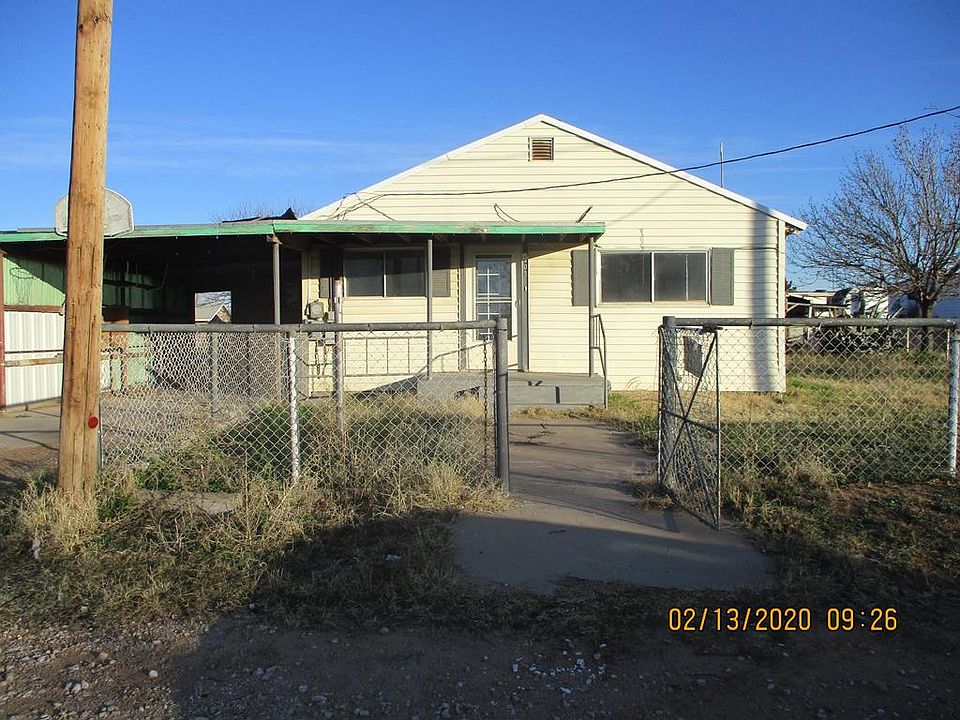 1st image of 305 W 4th St
