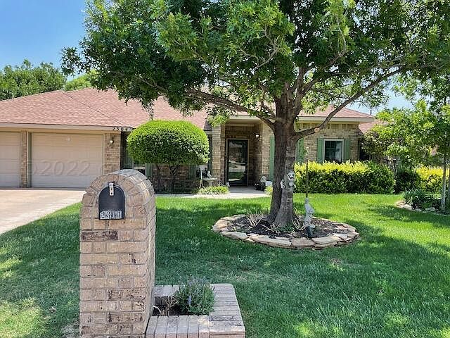 1st image of 2304 Dogwood Ln