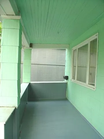 213 Grote St — Photo 4
