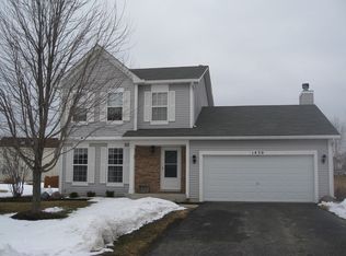 1430 Crowfoot Ln, Minooka, IL 60447