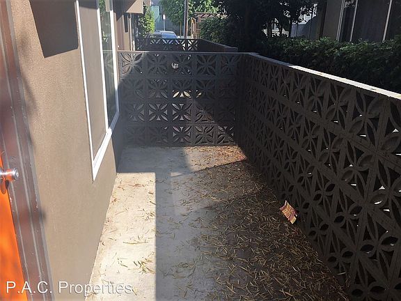 2nd image of 4201 Arch Dr APT 02