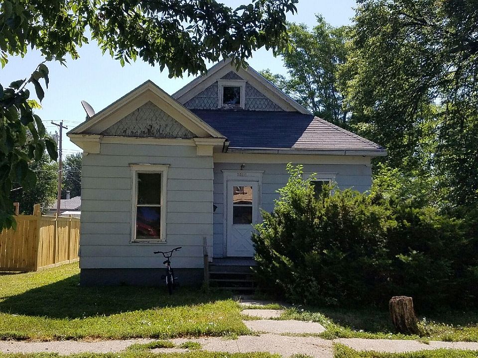 1st image of 1014 N Grant Ave