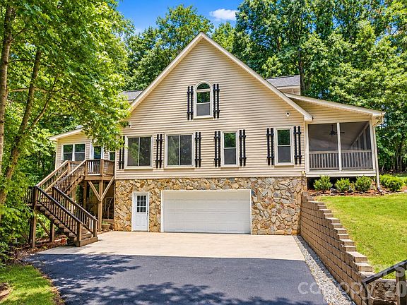 2nd image of 195 Azalea Rd