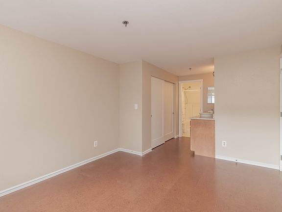 5th image of 28606 16th Ave S APT 303