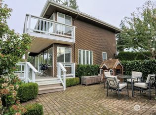 5831 Central Dr, Mukilteo, WA