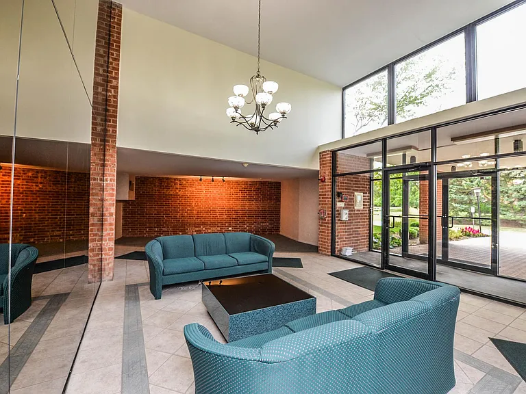 1415 E Central Rd #206A — Photo 35