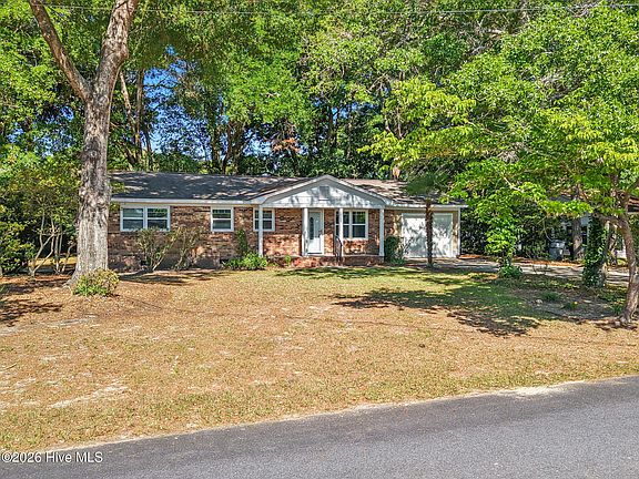 3rd image of 1646 Waterway Drive SW