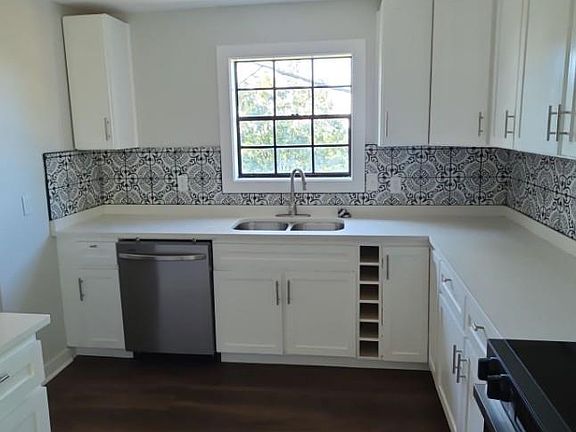 5th image of 5552 12th Ave S