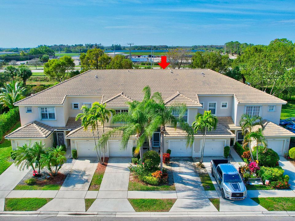 1st image of 9962 Lago Drive