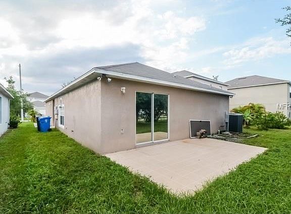 3rd image of 1017 Brenton Leaf Dr