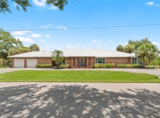 350 5th Ave, Labelle, FL 33935