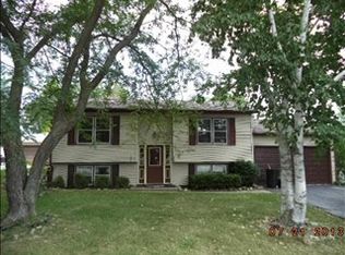 128 Ray St, Poplar Grove, IL 61065