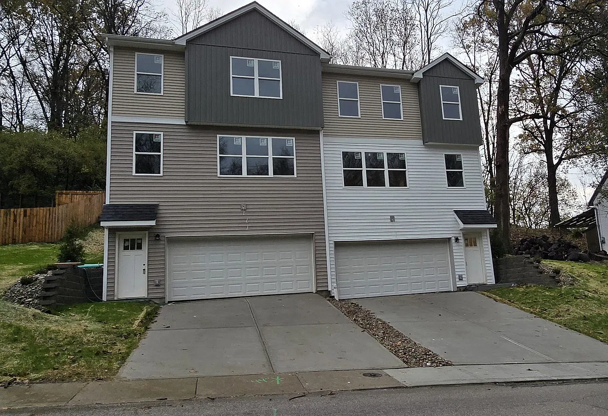 Floor plan 1210 E. Henry Clay Ft Wright KY 41011