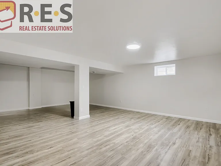 6346 S Jersey Ct — Photo 7