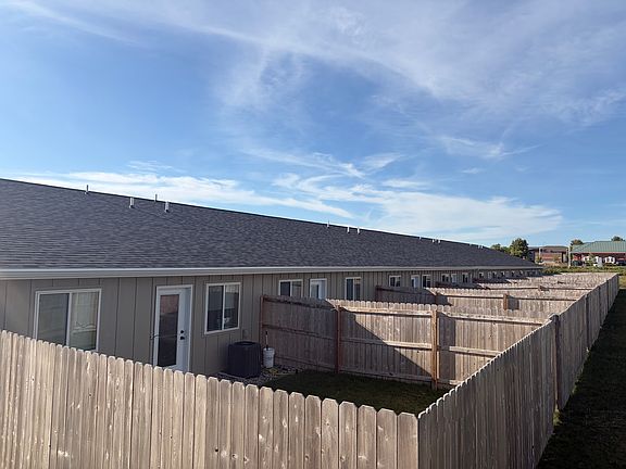 5th image of 2113 Ace Ave #2118