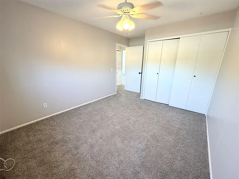 2405 Torquay Ave #207 — Photo 12