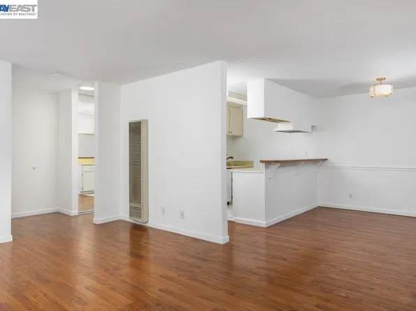 2890 Treat Blvd Unit 40, Concord, CA 94518