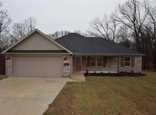 4 Rasen Ln, Bella Vista, AR 72714