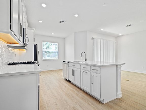 4th image of 5151 San Martino Dr