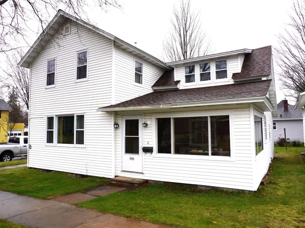 800 E 6th St, Merrill, WI 54452