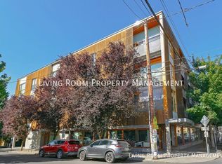 915 SE 35th Ave APT 305, Portland, OR 97214