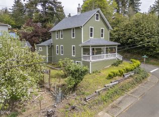 492 SE 3rd St, Toledo, OR 97391